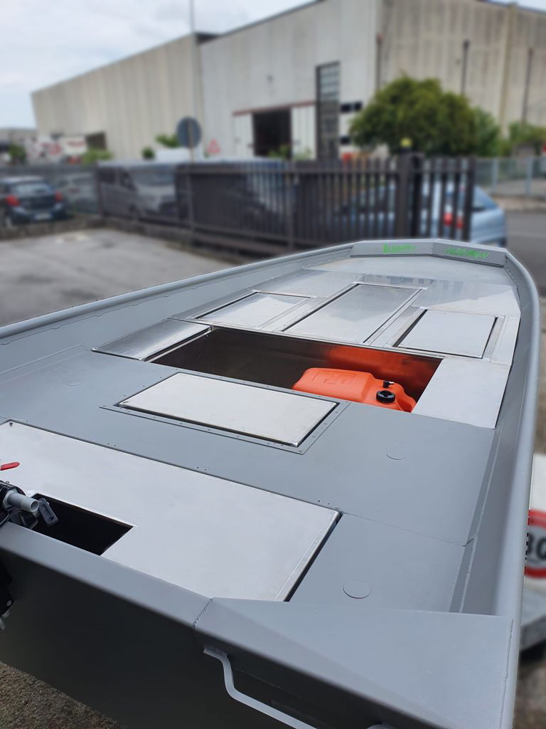 barche in pronta consegna