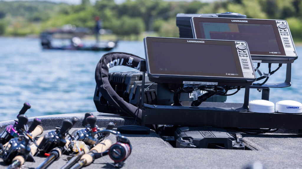lowrance bassfishing